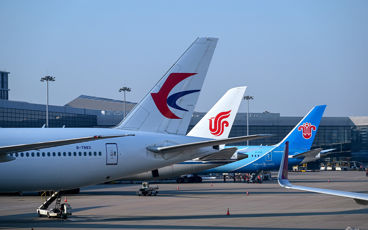 China mulls financial rescue for state airlines amid war-driven fuel cost surge: report