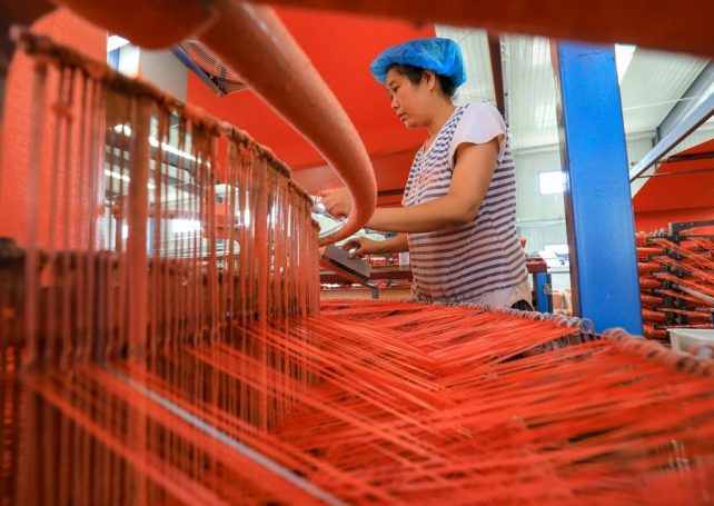 China’s economy surpasses expectations with 5 percent first-quarter growth