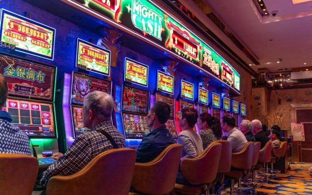 Macao’s gaming revenue hits 22.61 billion patacas in March, up 15 percent year-on-year 