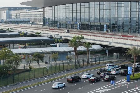 Hong Kong-Zhuhai-Macao Bridge sees record traffic during Easter Hong Kong-Zhuhai-Macao Bridge sees record traffic during Easter
