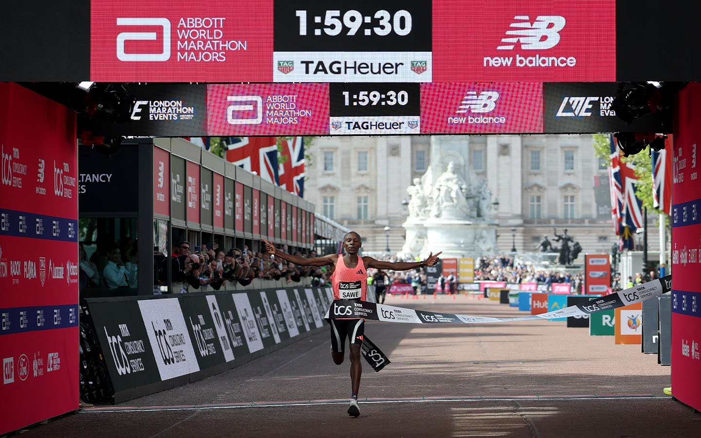 Sabastian Sawe makes history with record run at London Marathon 2026
