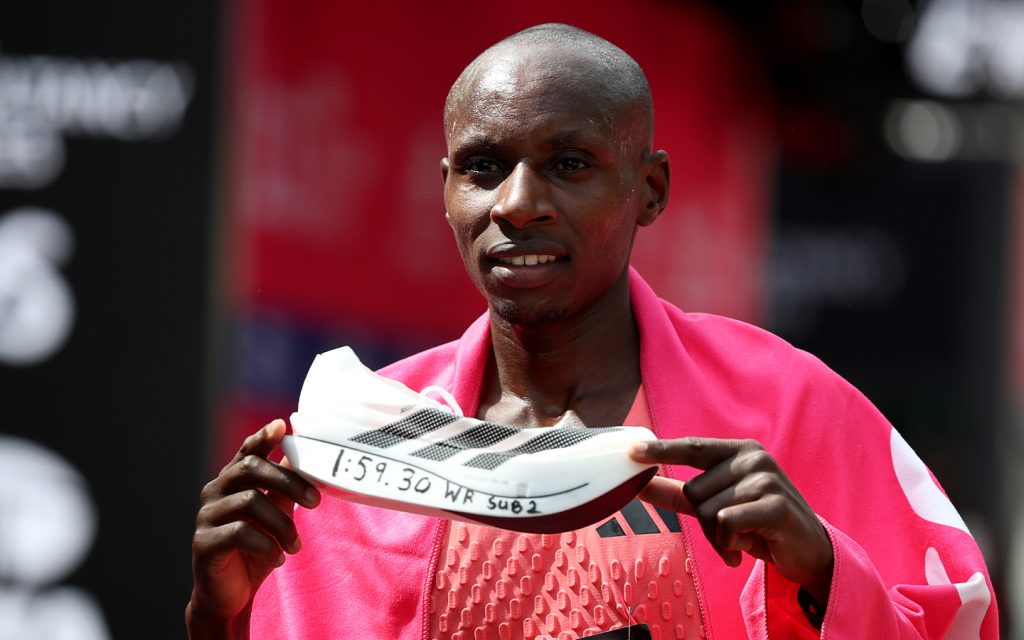 Sabastian Sawe makes history with record run at London Marathon 2026