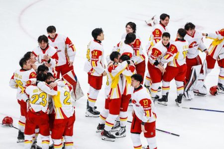 China makes history with a silver medal at the 2026 IIHF ice hockey worlds